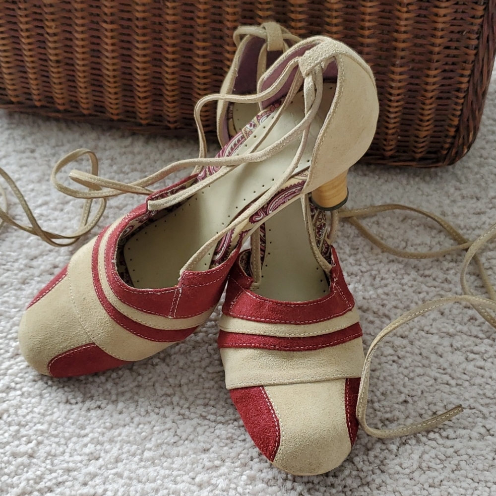 Vintage leather red/tan designer Clabel shoes, 8M
